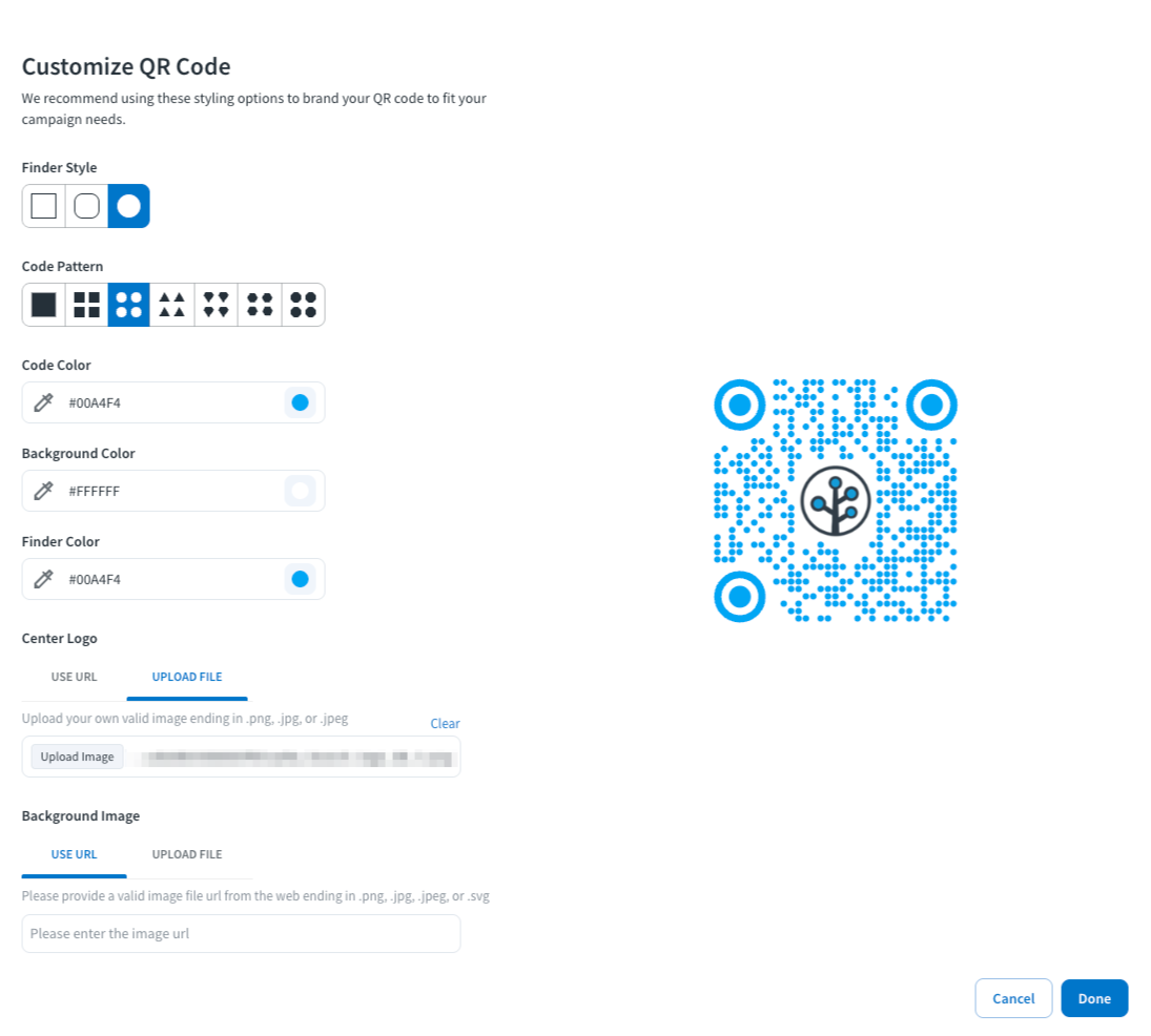 Interface for customizing a QR code with various design options and settings.